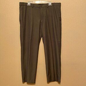Haggar Men's Premium Gray Dress Pants Classic Fit No Cuffs Size 40x30
